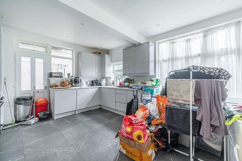 London Road,, Stanmore, HA7