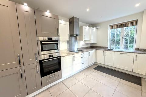 3 bedroom apartment to rent, Rothschild Place, Tring