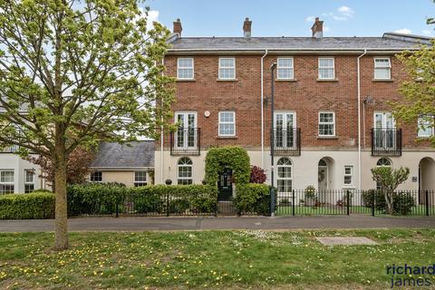 4 bedroom semi-detached house for sale, Eastbury Way, Redhouse, Swindon, SN25