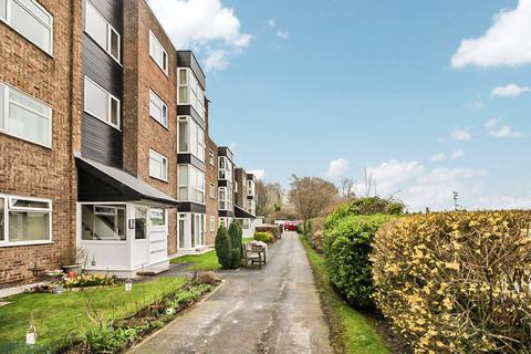 2 bedroom flat for sale, Daisyfield Court, Bury