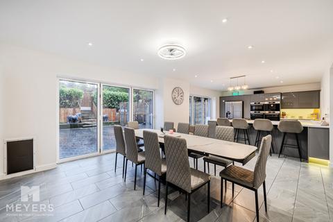 5 bedroom detached house for sale, Ferndown BH22