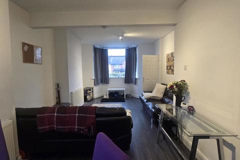 3 bedroom terraced house for sale, Tealby Grove, Selly Oak, Birmingham, B29 7RJ