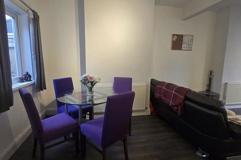 3 bedroom terraced house for sale, Tealby Grove, Selly Oak, Birmingham, B29 7RJ