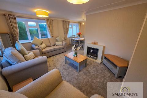 2 bedroom park home for sale, Meadow Park, Plox Brow, Preston PR4