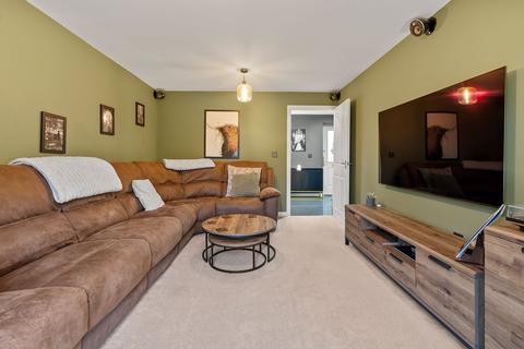 4 bedroom detached house for sale, Hollyhocks Close, Evesham, WR11