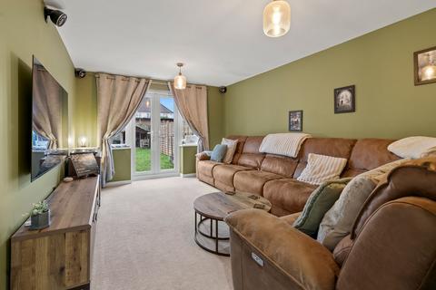 4 bedroom detached house for sale, Hollyhocks Close, Evesham, WR11