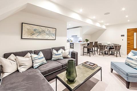 TWO BEDROOM PENTHOUSE  TO LET  RAINVILLE ROAD  FULHAM  W6