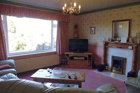 4 bedroom semi-detached house for sale, Kershaw Crescent, Halifax HX2