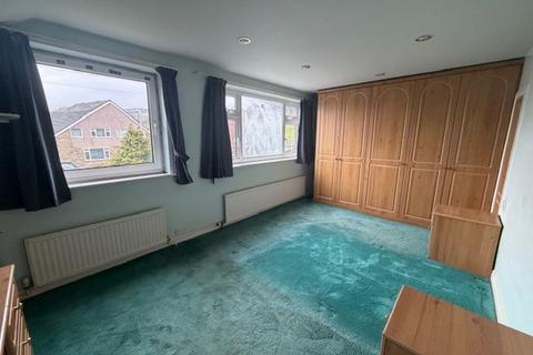 undefined, Kershaw Crescent, Halifax HX2
