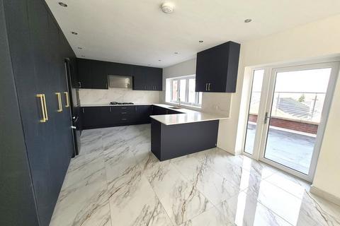 7 bedroom detached house to rent, Newton Road, Birmingham B43