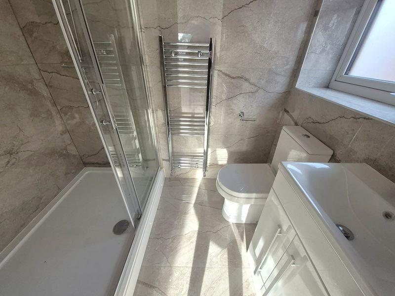 Ensuite Shower Room