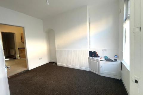 2 bedroom terraced house to rent, Gorst Street, Liverpool