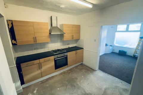 2 bedroom terraced house to rent, Gorst Street, Liverpool