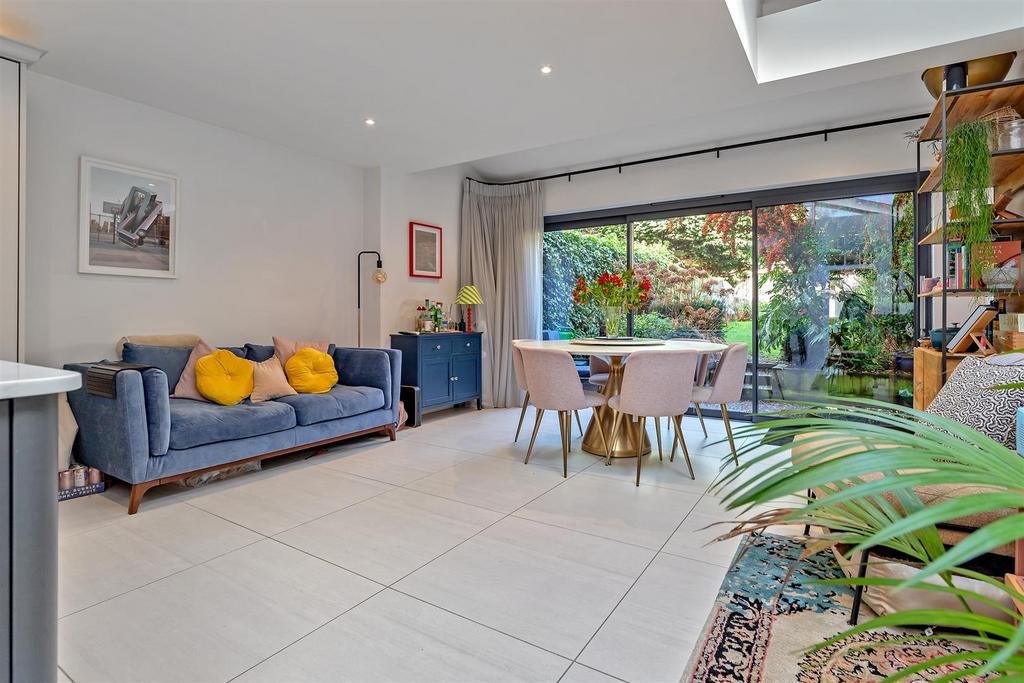38 Ramsbury Road-22.jpg