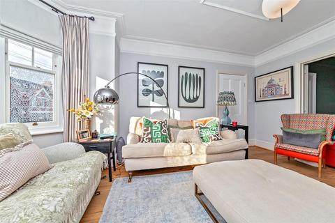 4 bedroom semi-detached house for sale, Ramsbury Road, St. Albans