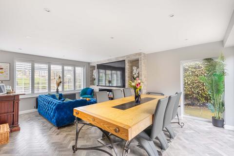 5 bedroom detached house for sale, Pennine Walk, Tunbridge Wells, TN2