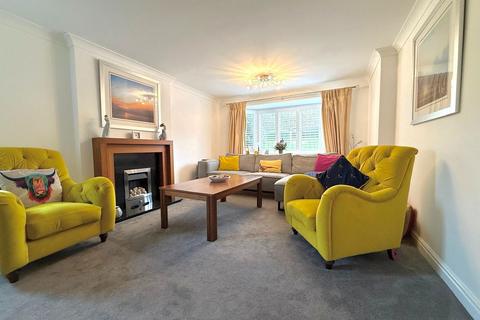 4 bedroom detached house for sale, Manrico Drive, Lincoln LN1