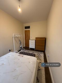 1 bedroom flat to rent, High Road Leytonstone, London, E11