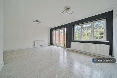 undefined, Regalfield Close, Guildford, GU2