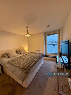 2 bedroom flat to rent, Prospect Place, Cardiff Bay, CF11