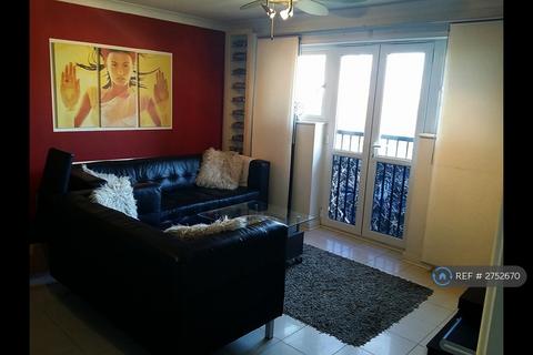 2 bedroom flat to rent, Orchid Gardens, Hounslow, TW3