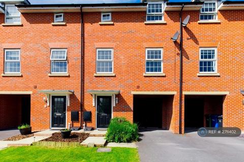 4 bedroom terraced house to rent, Jamestown Avenue, Great Sankey, Warrington, WA5