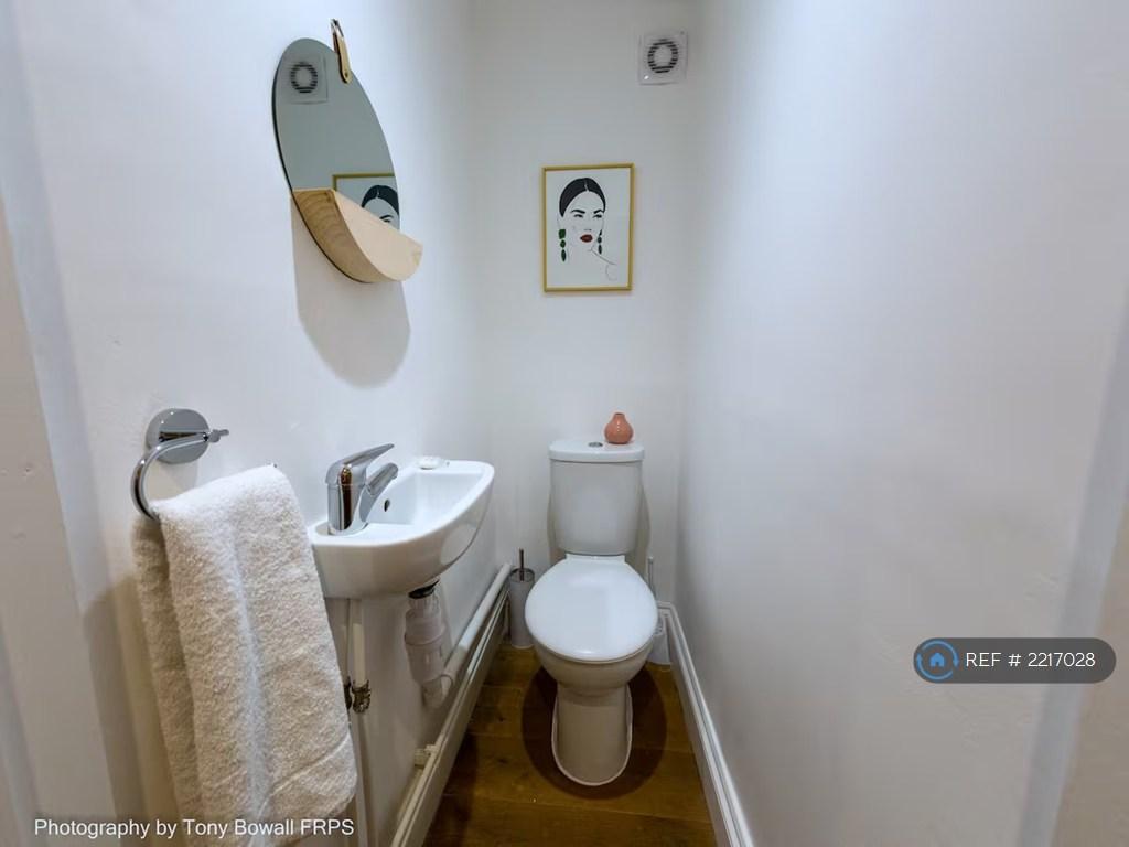 Toilet
