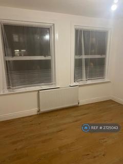 4 bedroom detached house to rent, Grenadier Street, London, E16