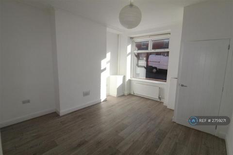 2 bedroom terraced house to rent, Stephenson Street, Horwich, Bolton, BL6