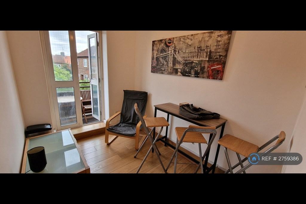 Shared Sitting Room