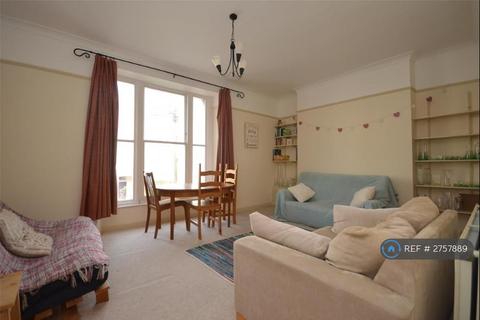 2 bedroom flat to rent, Hampton Park, Bristol, BS6
