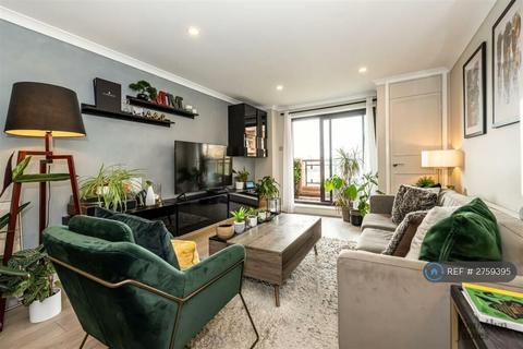 2 bedroom flat to rent, Free Trade Wharf, London, E1W