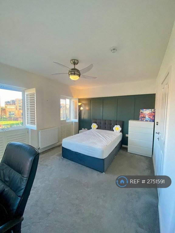 Room1 Pic1