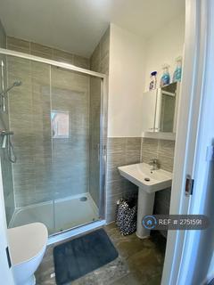 undefined, Felnex Avenue, Wallington, SM6