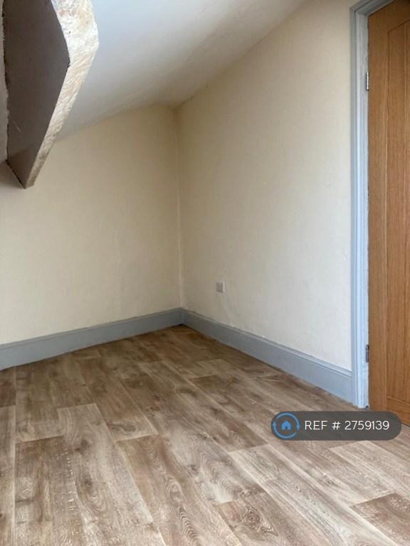 Second Room With Restricted Headroom