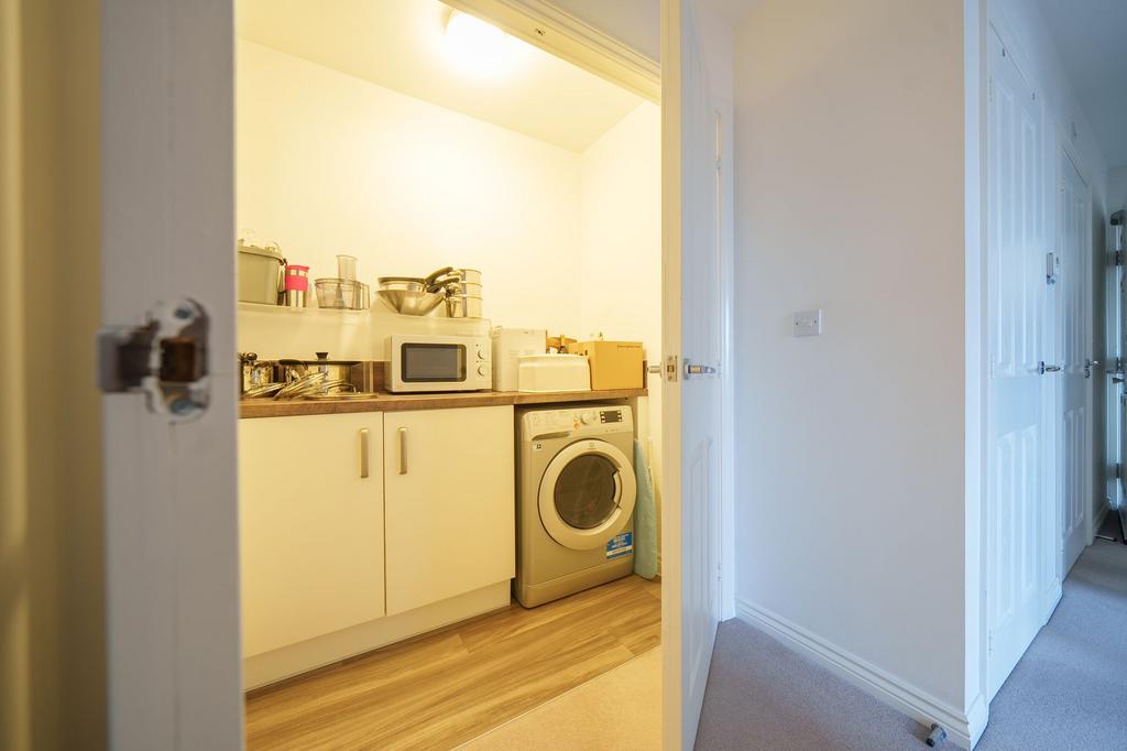 Utility cupboard