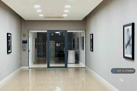 2 bedroom flat to rent, Ramsey House, Wembley, HA9