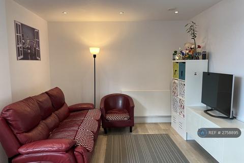 2 bedroom flat to rent, Ramsey House, Wembley, HA9