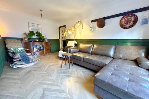 2 bedroom ground floor flat for sale, Oakdale Road, Oakdale, Poole, BH15