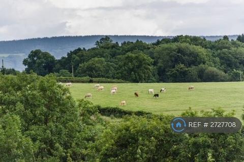 3 bedroom bungalow to rent, Clawdd Y Parc Farm, Near Usk, NP15