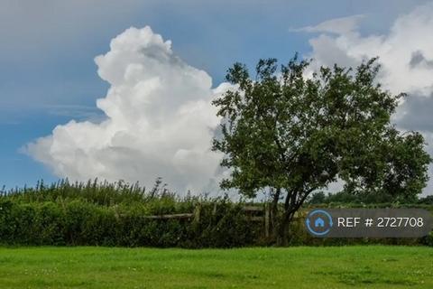 3 bedroom bungalow to rent, Clawdd Y Parc Farm, Near Usk, NP15