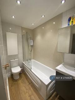 6 bedroom terraced house to rent, Heald Grove, Manchester, M14
