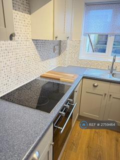 2 bedroom terraced house to rent, Condliffe Close, Sandbach, CW11