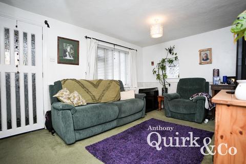 3 bedroom semi-detached house for sale, Adelsburg Road, Canvey Island, SS8