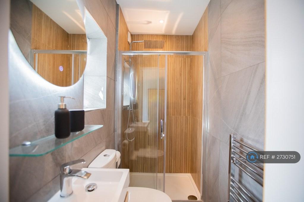 Private Ensuite