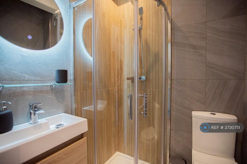Private Ensuite