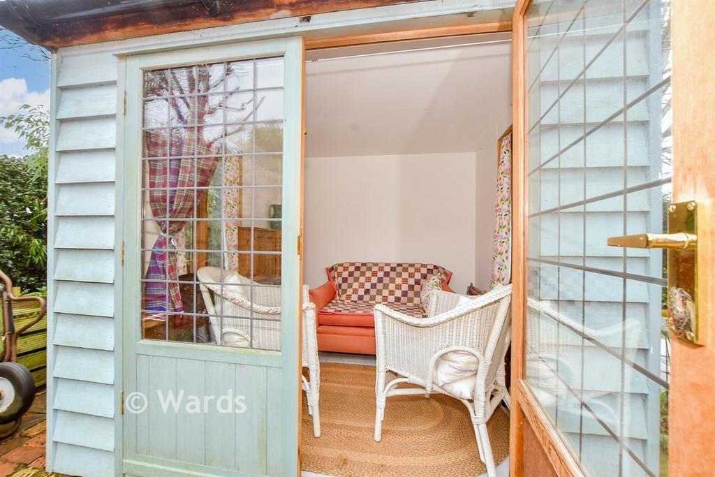 Workshop/Outbuildings