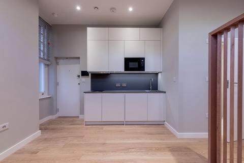 Ground floor flat to rent, Flat 6 24 Wedderburn Road