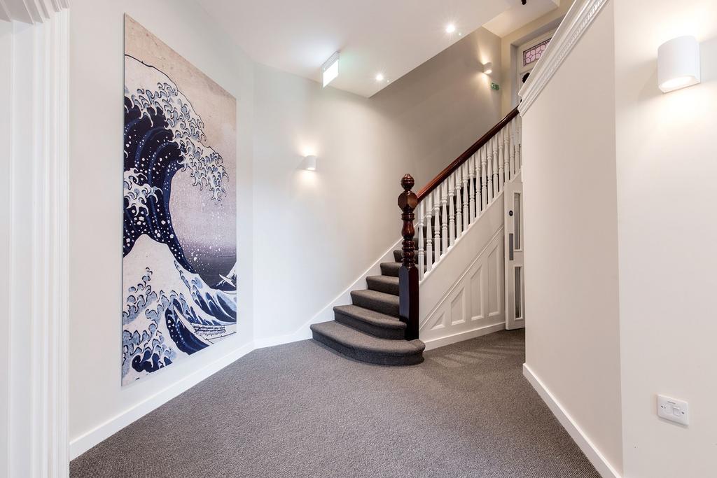 Entrance area (example)
