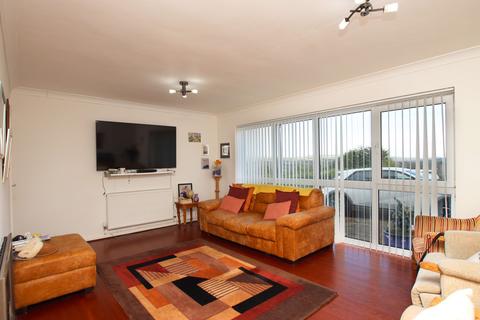3 bedroom detached house for sale, Coed Yr Esgob, Llantrisant, Pontyclun CF72 8EL